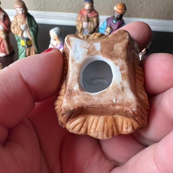 Vintage Christmas Child Creche, 10 piece, Ceramic, 1990’s Decor, Holiday Decor - Picture 6 of 7